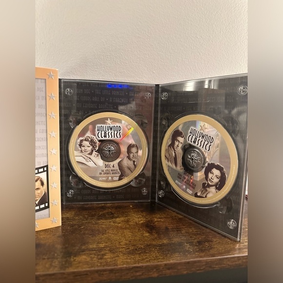 Hollywood Classics:‎ The Golden Age of the Silverscreen (Collector Edt.) DVD Set - Picture 4 of 5